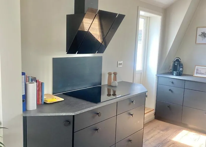 And Beautiful Sleeps 6 - 3 Bedrooms- Daire