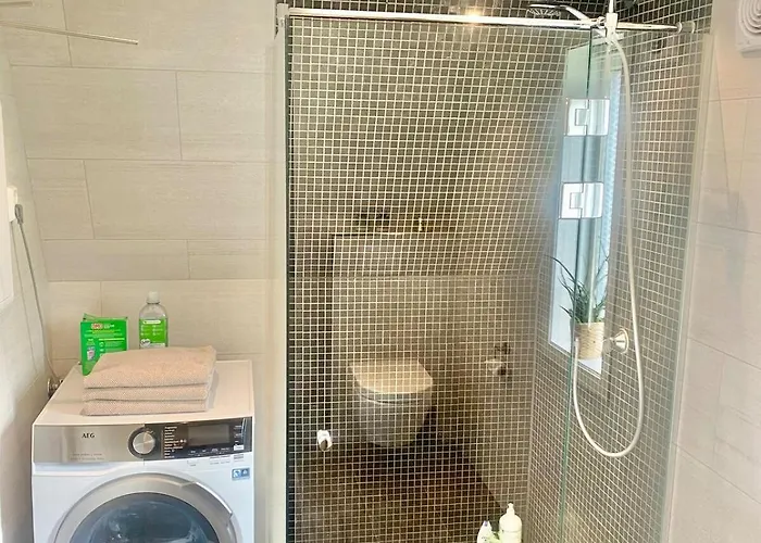 And Beautiful Sleeps 6 - 3 Bedrooms- Daire Stavanger