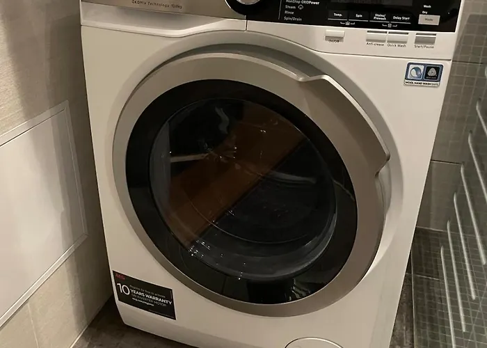 Daire And Beautiful Sleeps 6 - 3 Bedrooms- *